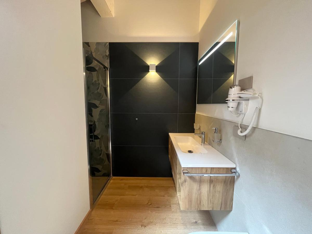Le Rocce Val Di Non - Quality Room & Breakfast Tassullo Ngoại thất bức ảnh