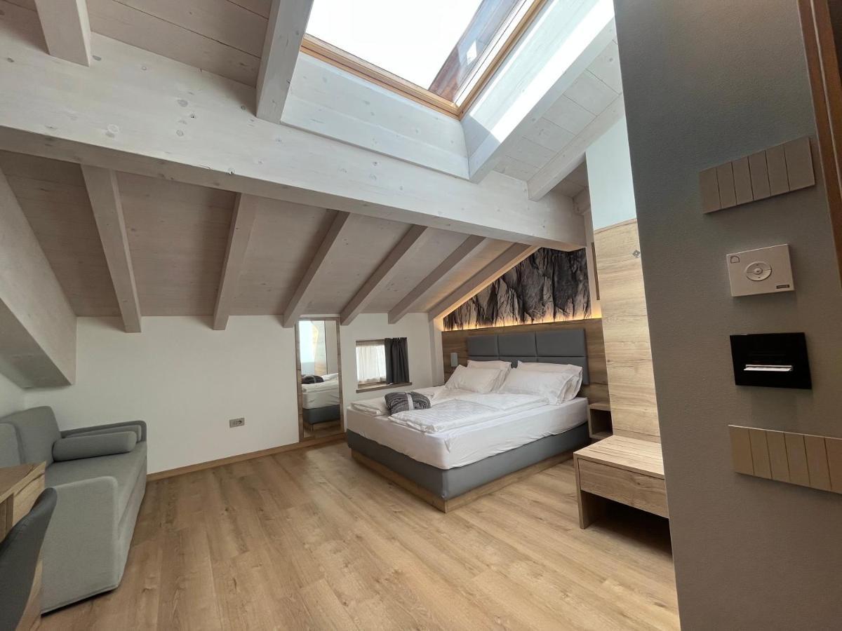 Le Rocce Val Di Non - Quality Room & Breakfast Tassullo Ngoại thất bức ảnh