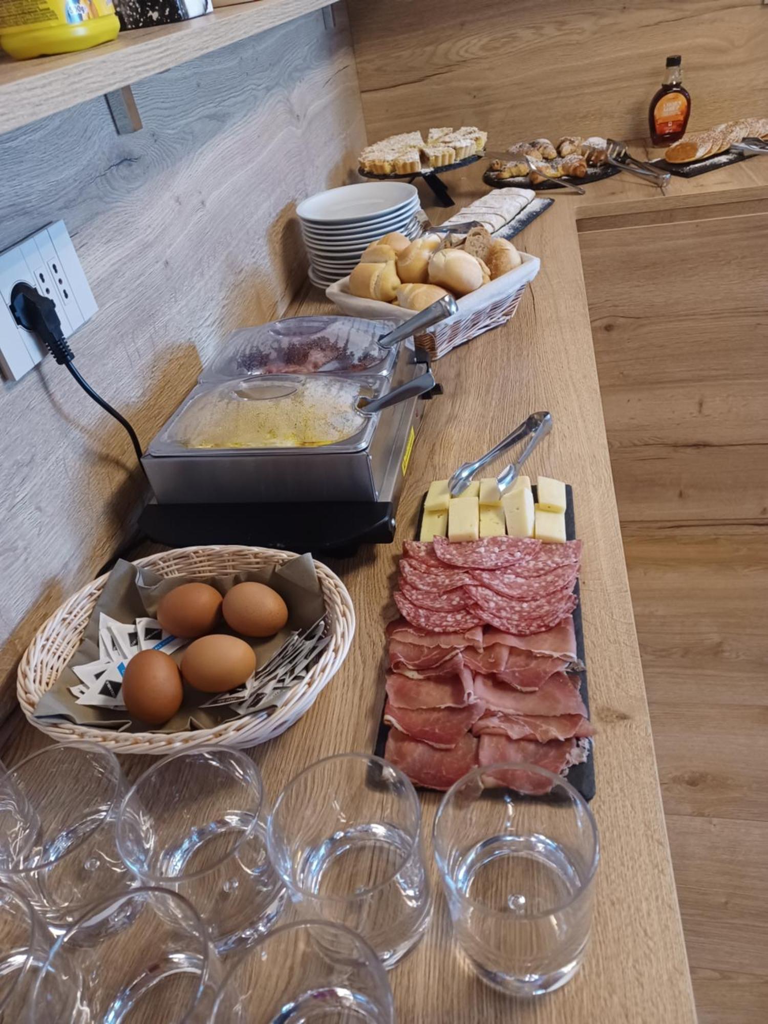 Le Rocce Val Di Non - Quality Room & Breakfast Tassullo Ngoại thất bức ảnh
